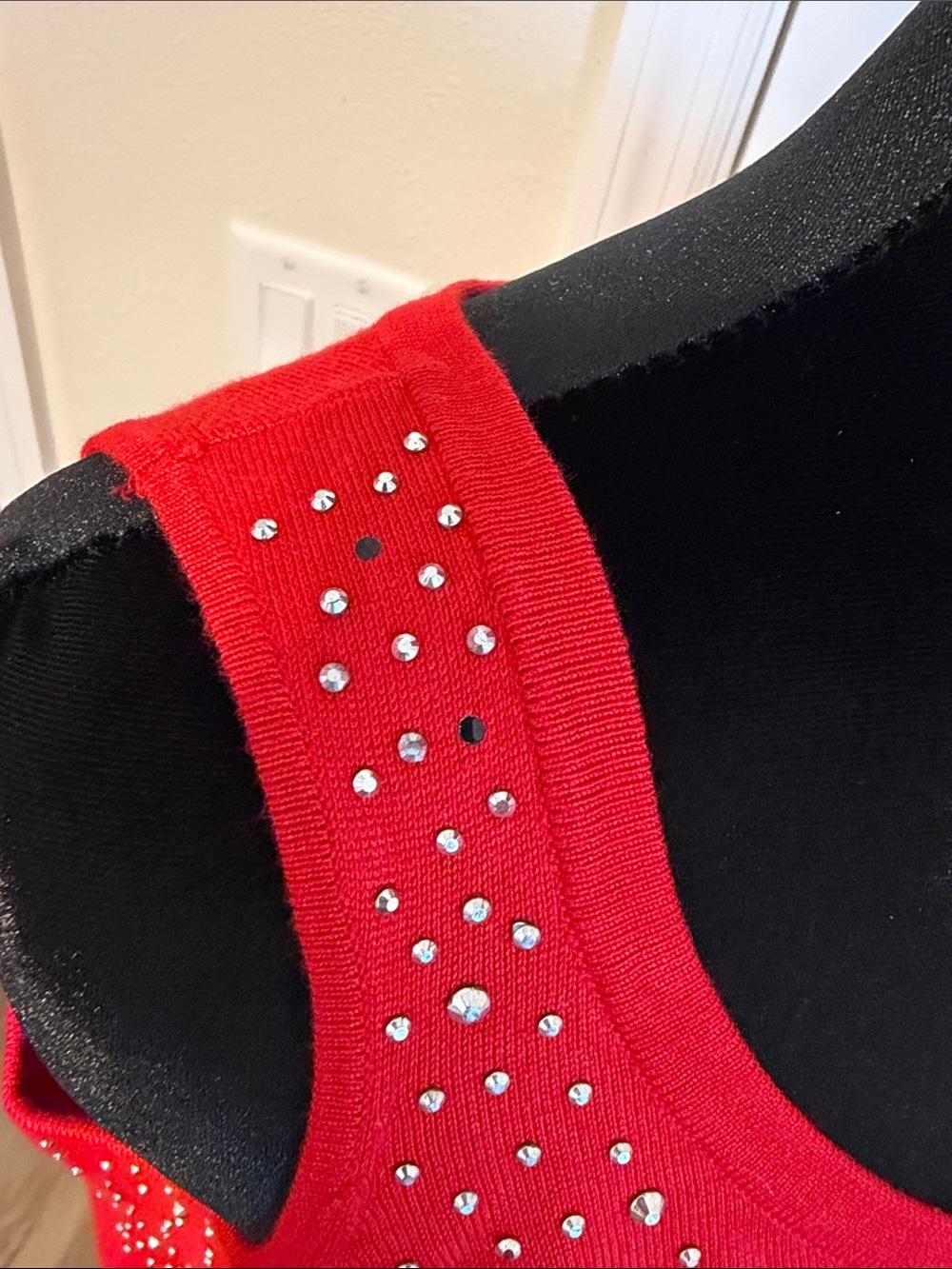 Red Cold-Shoulder Rhinestone Knit Top - Picture 4 of 6